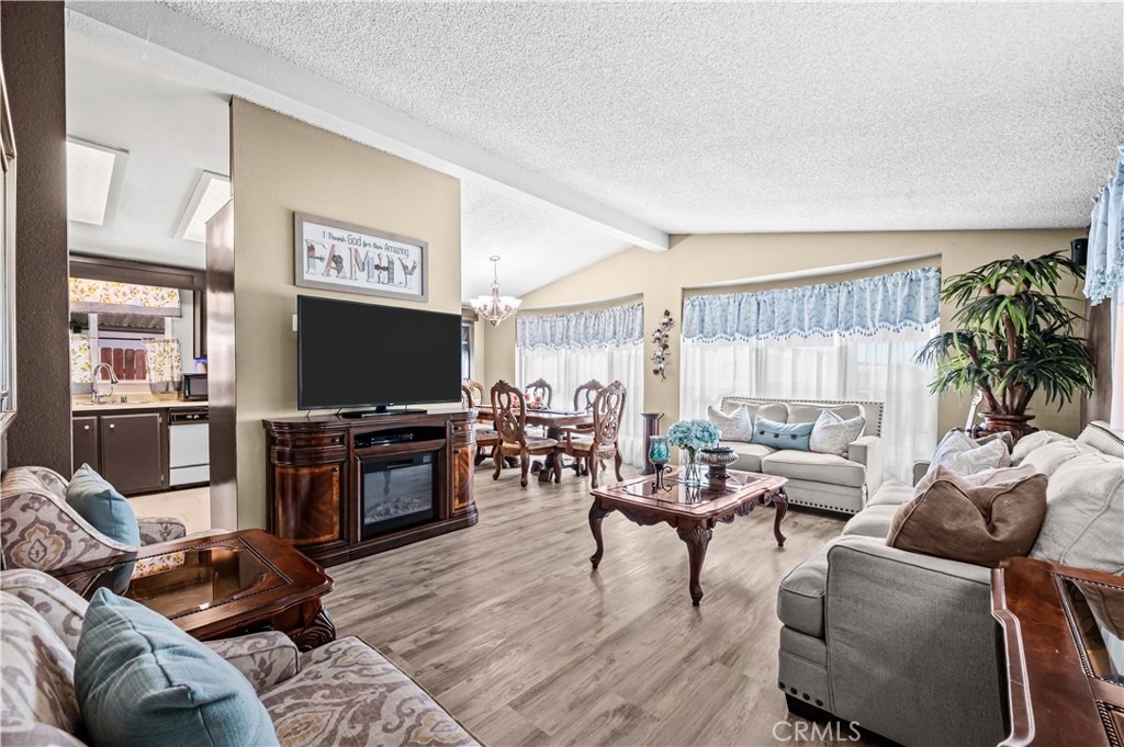 4080 Pedley Road Riverside, CA 92509 - Photo 7 of 38 Gallery Image 7