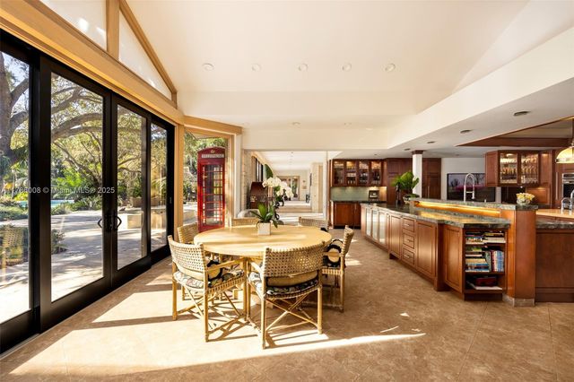 $37,000,000 | 700 Arvida Parkway, Coral Gables, FL 33156