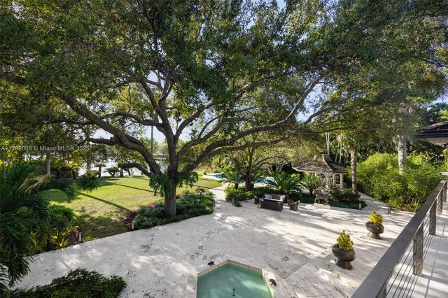 $37,000,000 | 700 Arvida Parkway, Coral Gables, FL 33156