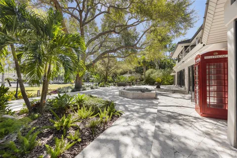 $37,000,000 | 700 Arvida Parkway, Coral Gables, FL 33156