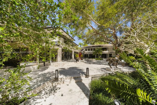 $37,000,000 | 700 Arvida Parkway, Coral Gables, FL 33156