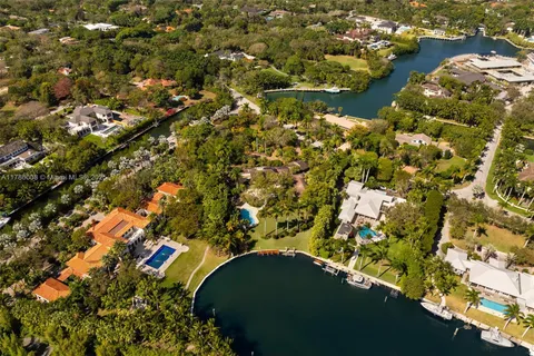 $37,000,000 | 700 Arvida Parkway, Coral Gables, FL 33156