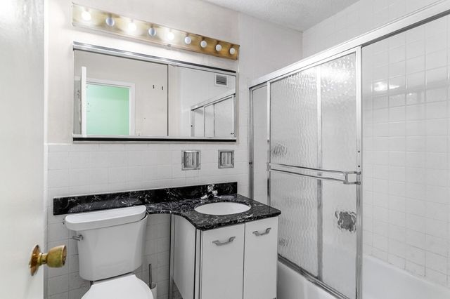 $1,085,000 | 151 Tremont Street, Unit 8F, Boston, MA 02111