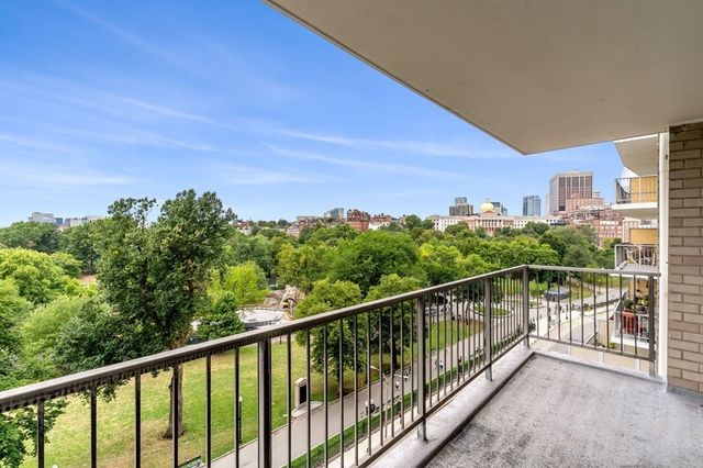 $1,085,000 | 151 Tremont Street, Unit 8F, Boston, MA 02111