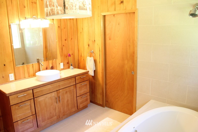 3626 Aldergrove Road Ferndale, WA 98248 - Photo 9 of 15