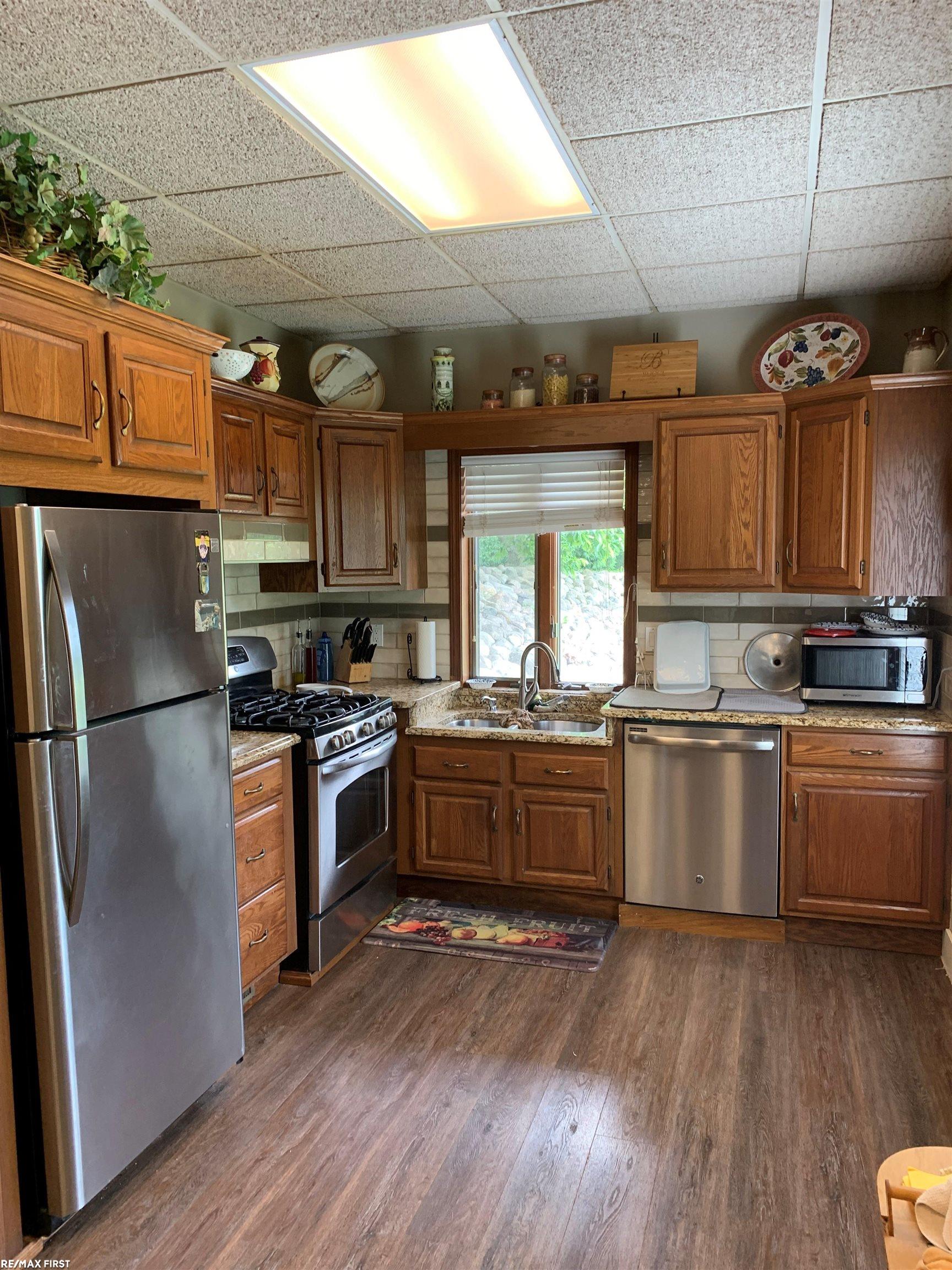 3571 Lake George Road Oxford, MI 48370 - Photo 7 of 27