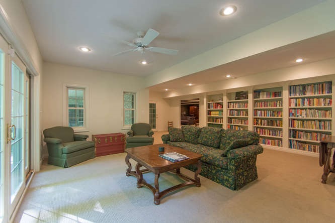 2815 Pointe Cove Road Bloomington, IN 47401 - Photo 21 of 30 Gallery Image 21