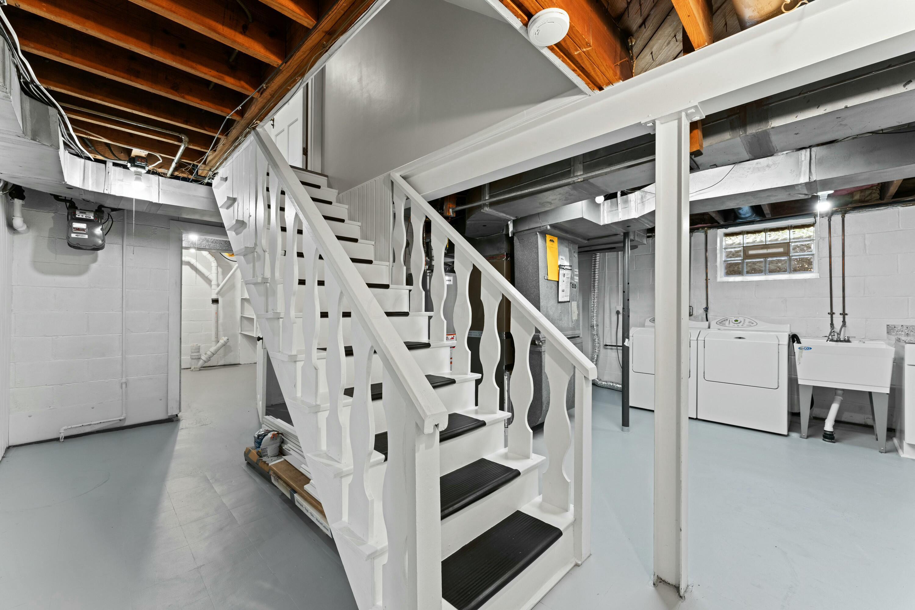 2597 York Road Upper Arlington, OH 43221 - Photo 47 of 71 Basement Steps