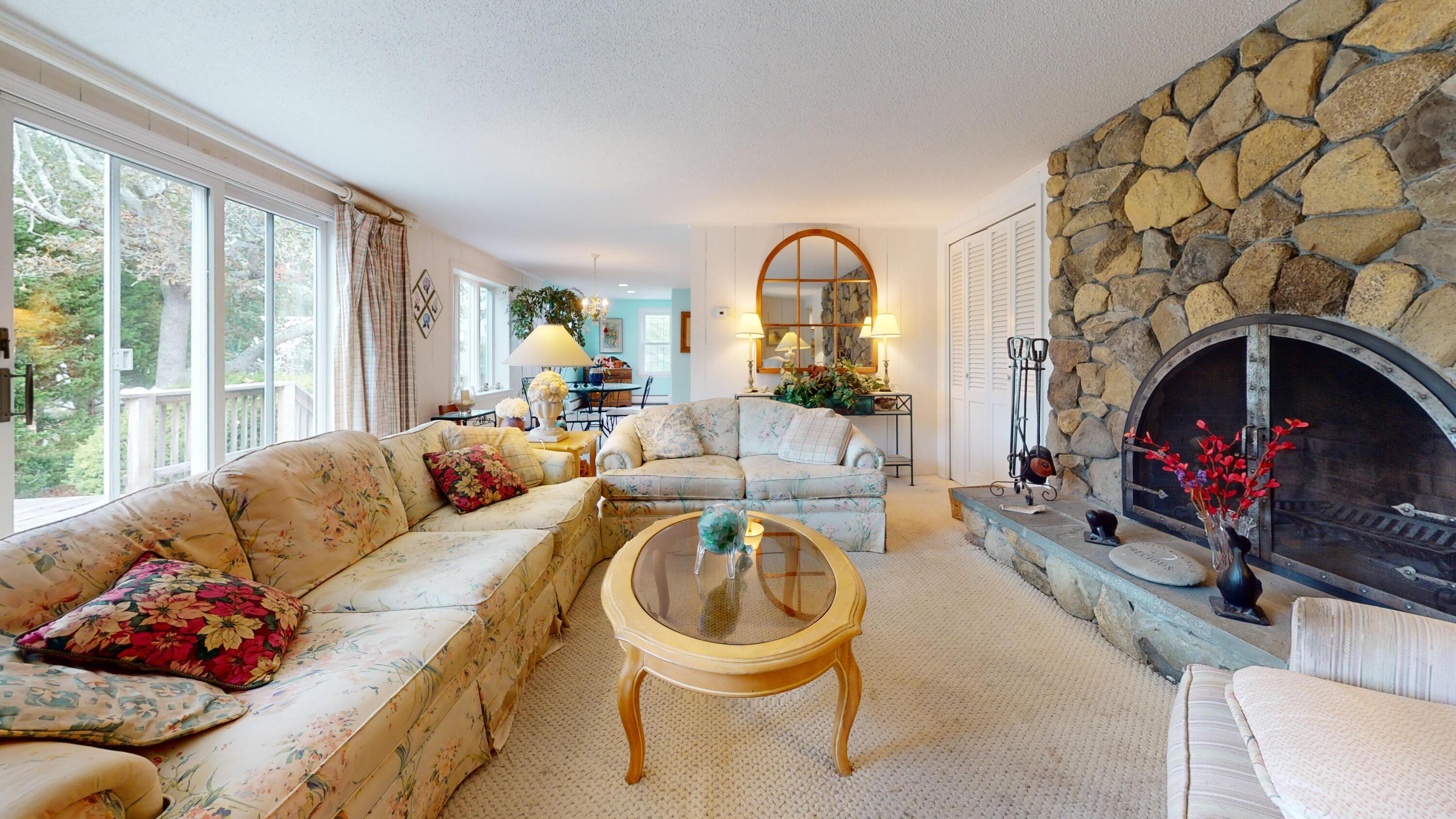 74 Shore Road West Harwich, MA 02671 - Photo 24 of 53 74-Sh0Re-Dr-W-Harwich-Living-Room