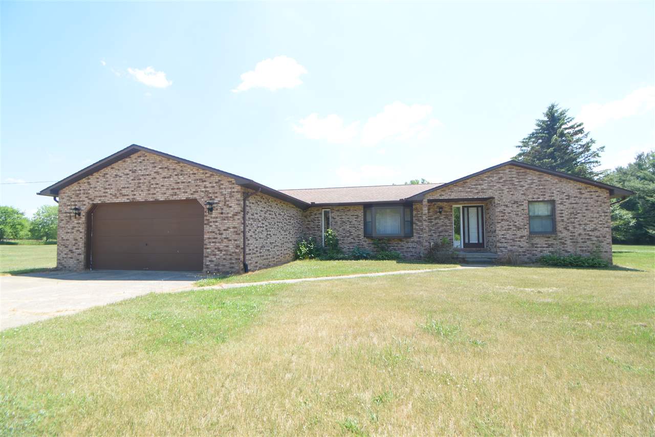 7416 Grand River Road Bancroft, MI 48414 - Photo 1 of 16 50016679.JPG