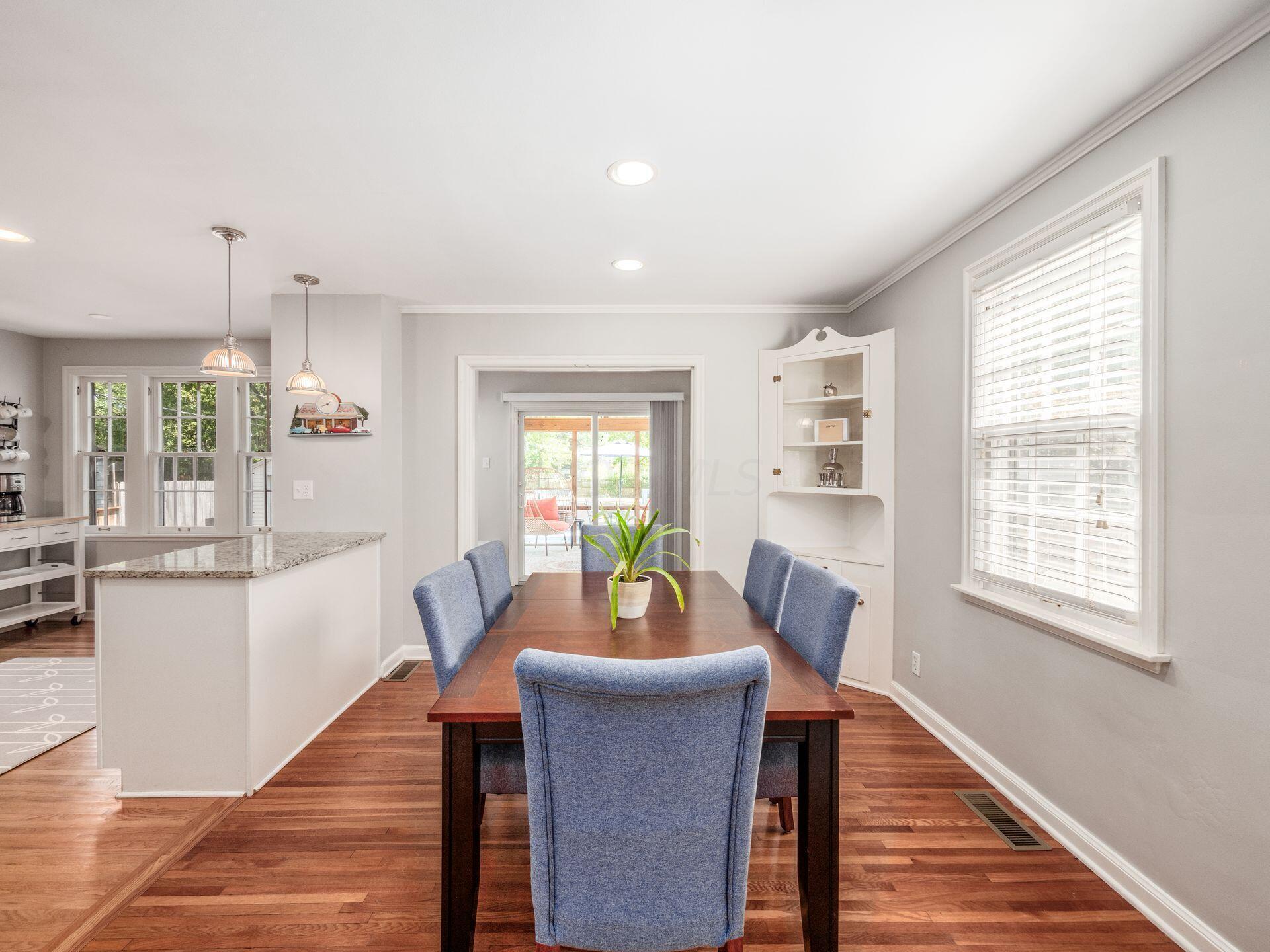 206 North Stanwood Road Bexley, OH 43209 - Photo 12 of 60 Dining Area