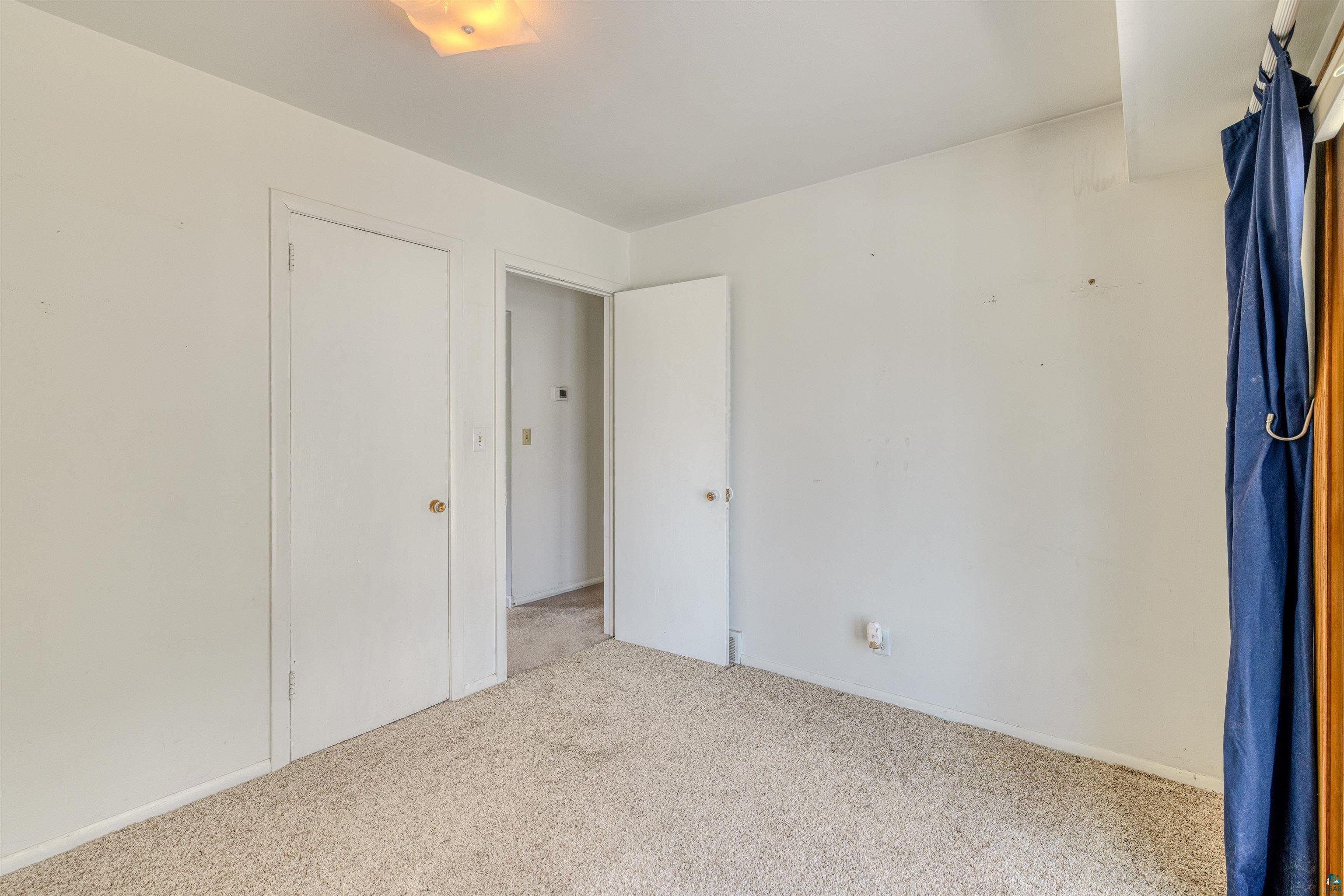2113 Hutchinson Road Duluth, MN 55811 - Photo 11 of 21
