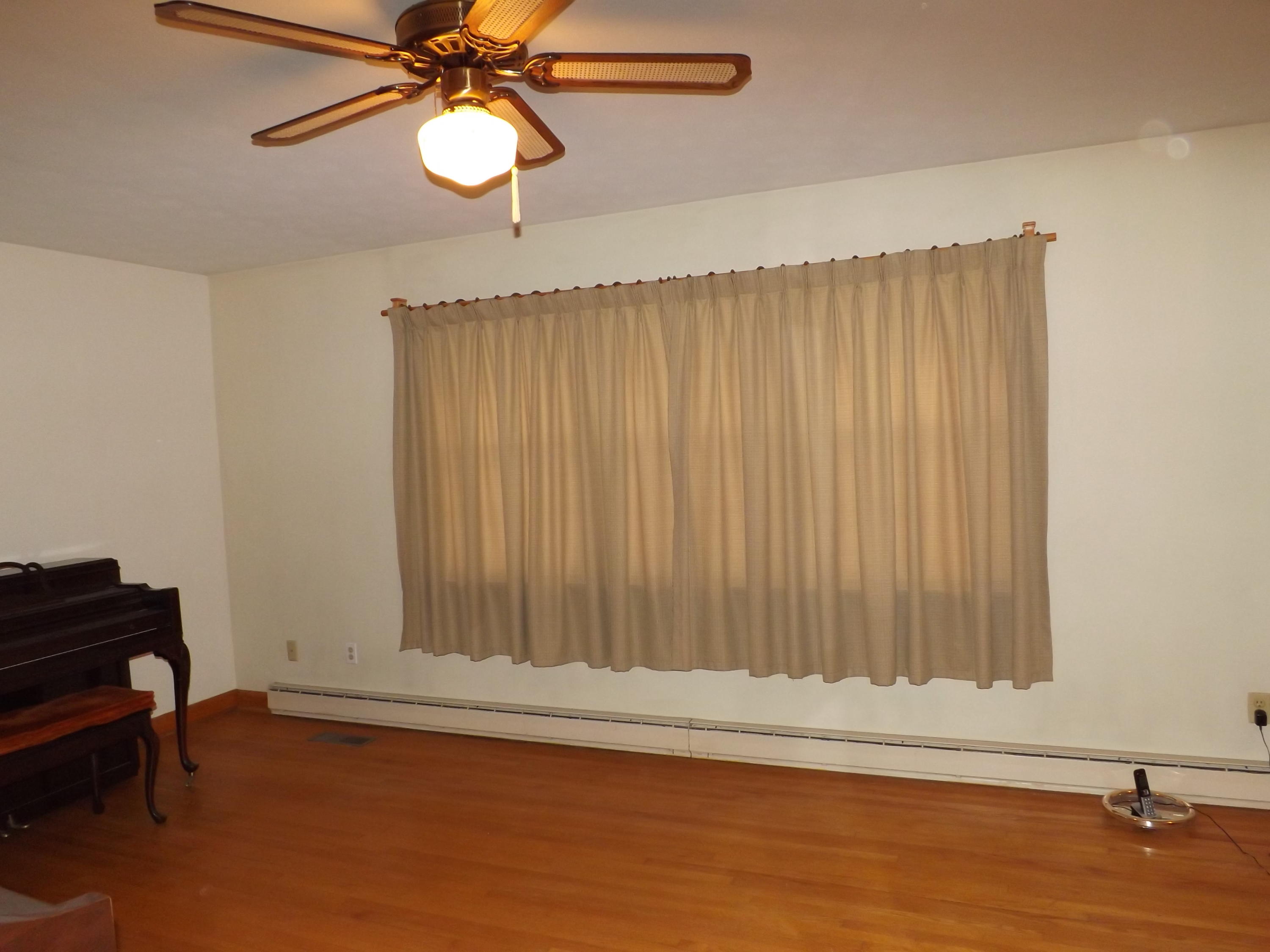 2225 Valley Home Road Talbott, TN 37877 - Photo 5 of 33 Valley Home interior 047