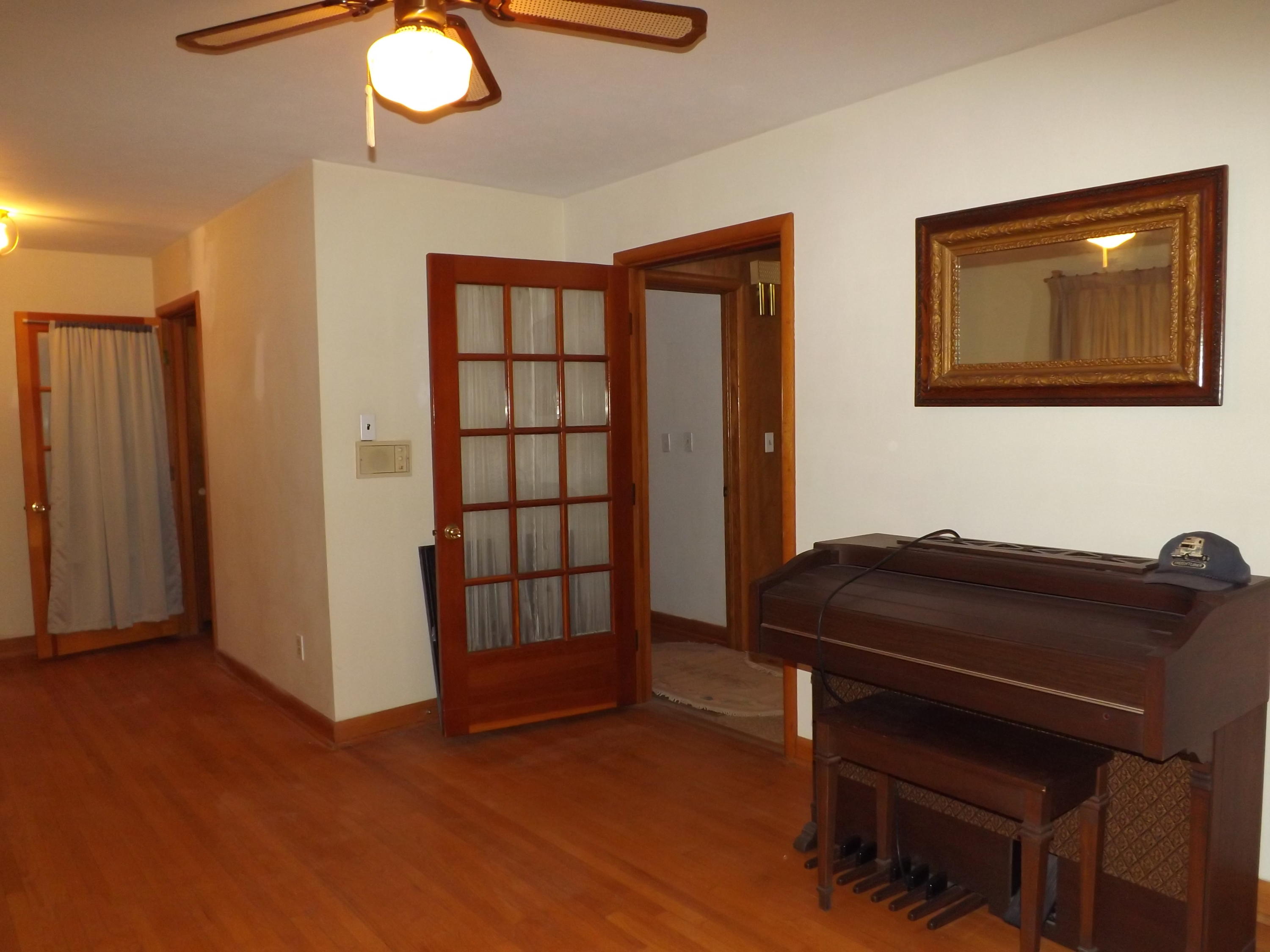 2225 Valley Home Road Talbott, TN 37877 - Photo 7 of 33 Valley Home interior 049