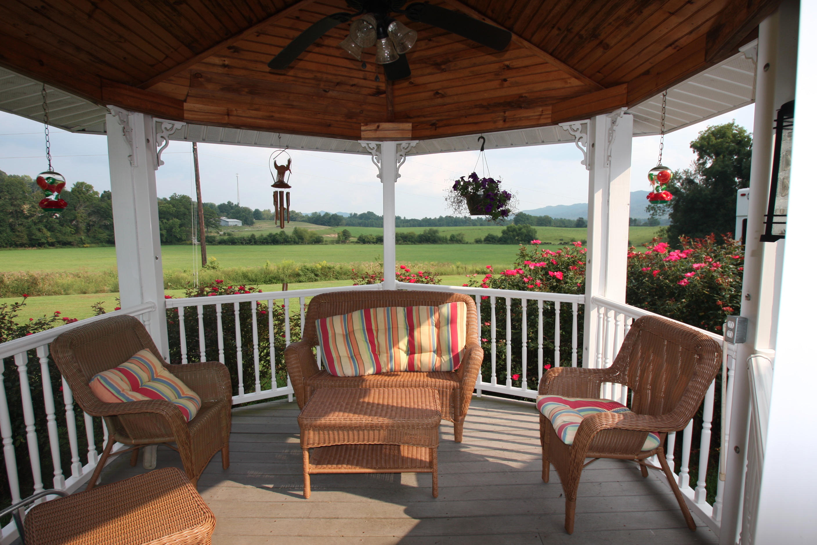 137 Morgan Field Road Wartburg, TN 37887 - Photo 22 of 24 Gazebo with views!
