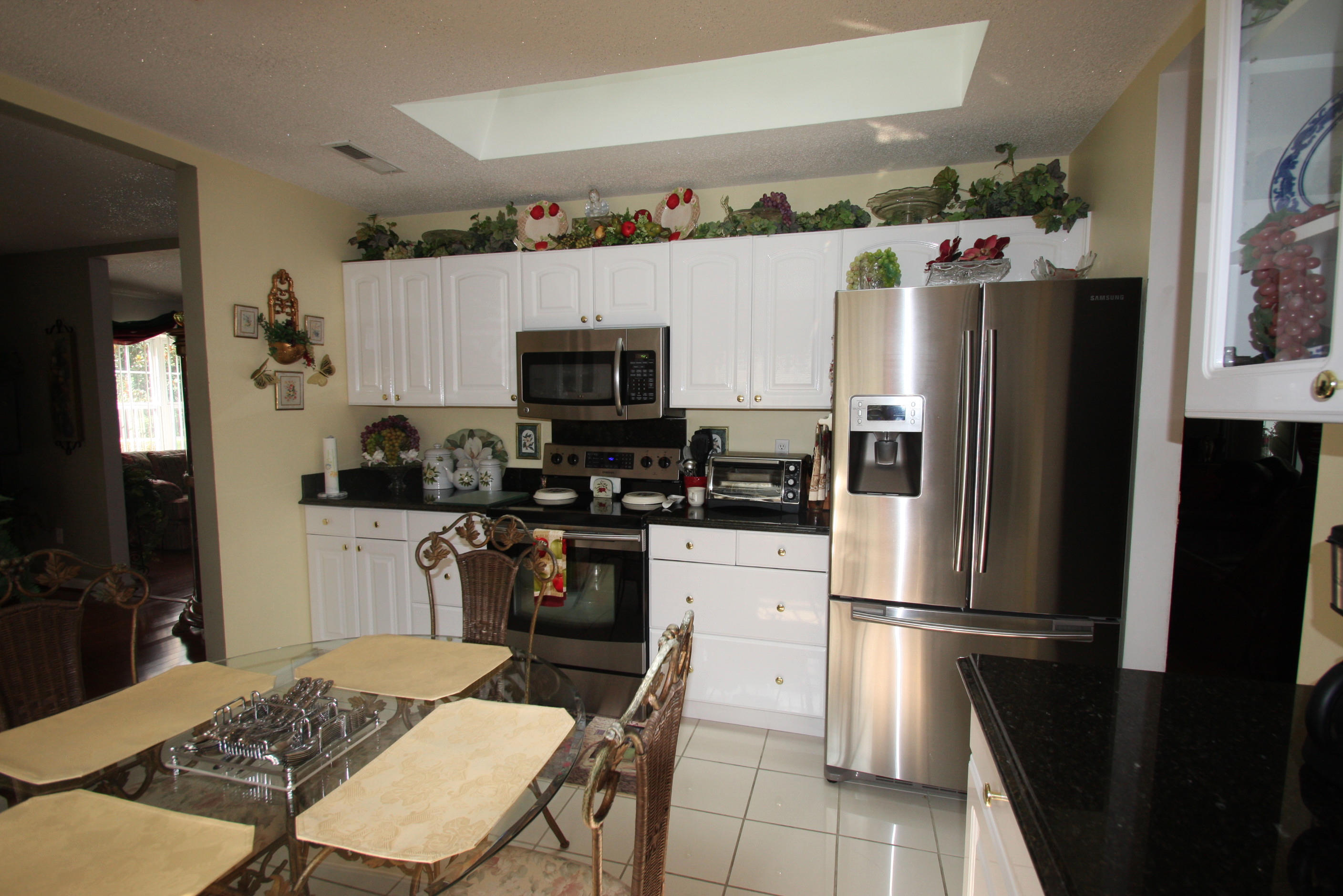 137 Morgan Field Road Wartburg, TN 37887 - Photo 8 of 24 Upgraded Kitchen