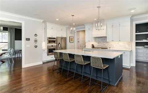 $1,495,000 | 7404 Fontana Street, Prairie Village, KS 66208