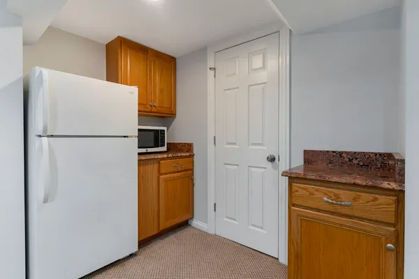 $3,200 | 3519 North Opal Avenue, Chicago, IL 60634