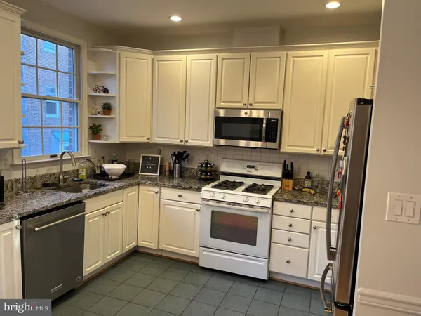 $5,400 | 1125 North Utah Street, Arlington, VA 22201