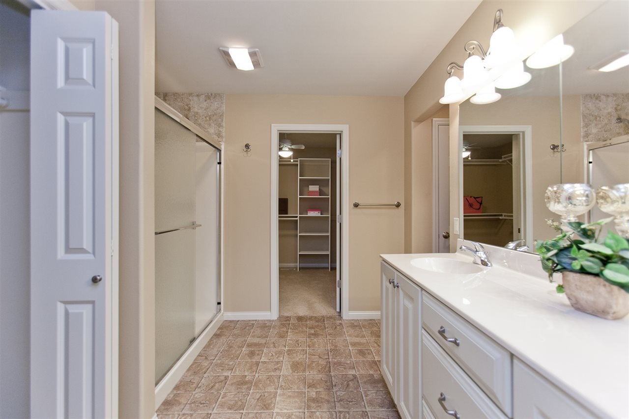 4025 North Willowbend Road Northeast Cedar Rapids, IA 52411 - Photo 25 of 44 Gallery Image 25