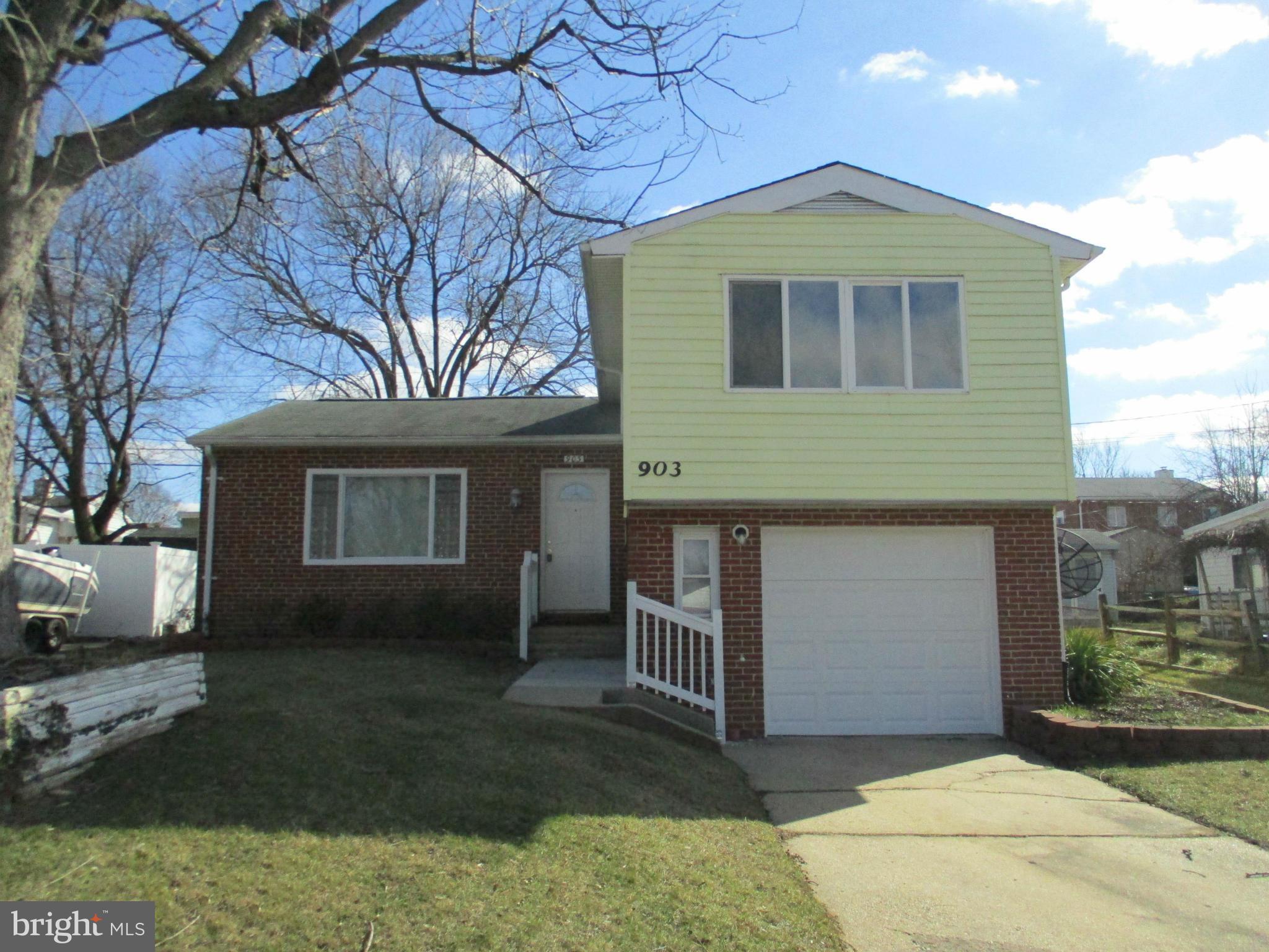 903 Marksworth Road Baltimore, MD 21228 - Photo 1 of 11 Exterior (Front)