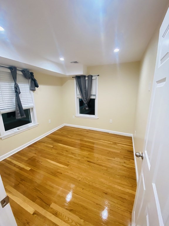 9 Oxford Street, Unit 3 Lynn, MA 01902 - Photo 8 of 16