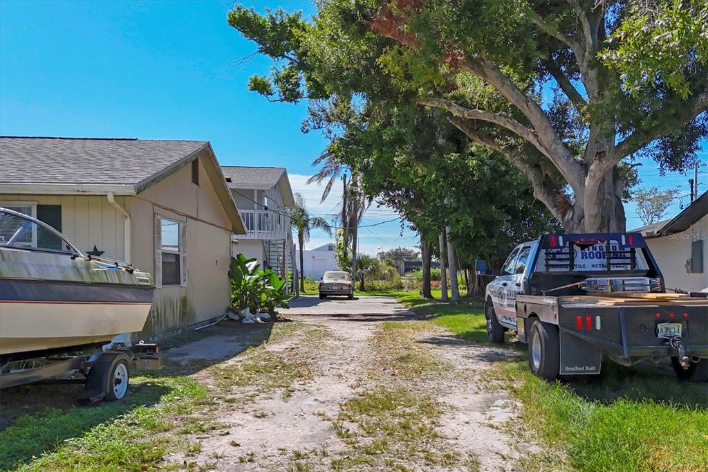 2210 Park Road Venice, FL 34293 - Photo 13 of 53