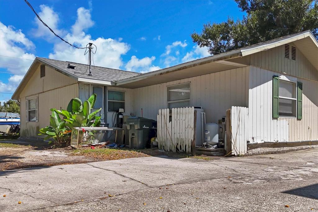 2210 Park Road Venice, FL 34293 - Photo 14 of 53