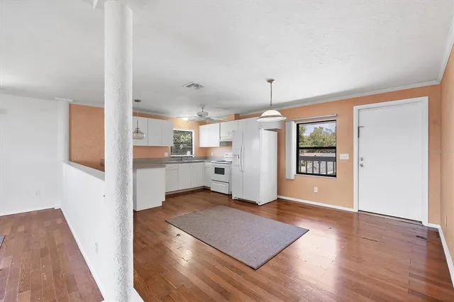 $1,270,000 | 2210 Park Road, Venice, FL 34293