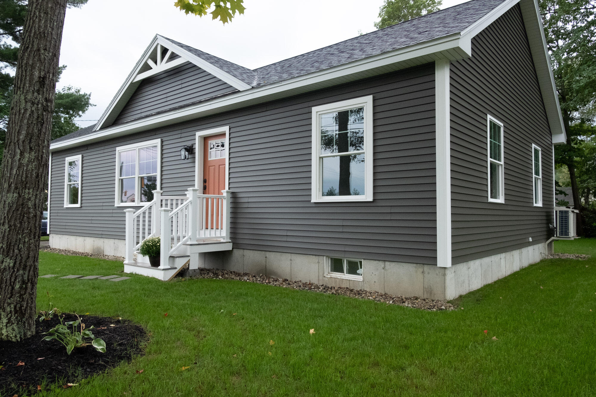 135 Shaker Road Gray, ME 04039 - Photo 2 of 24 135 Shaker Rd