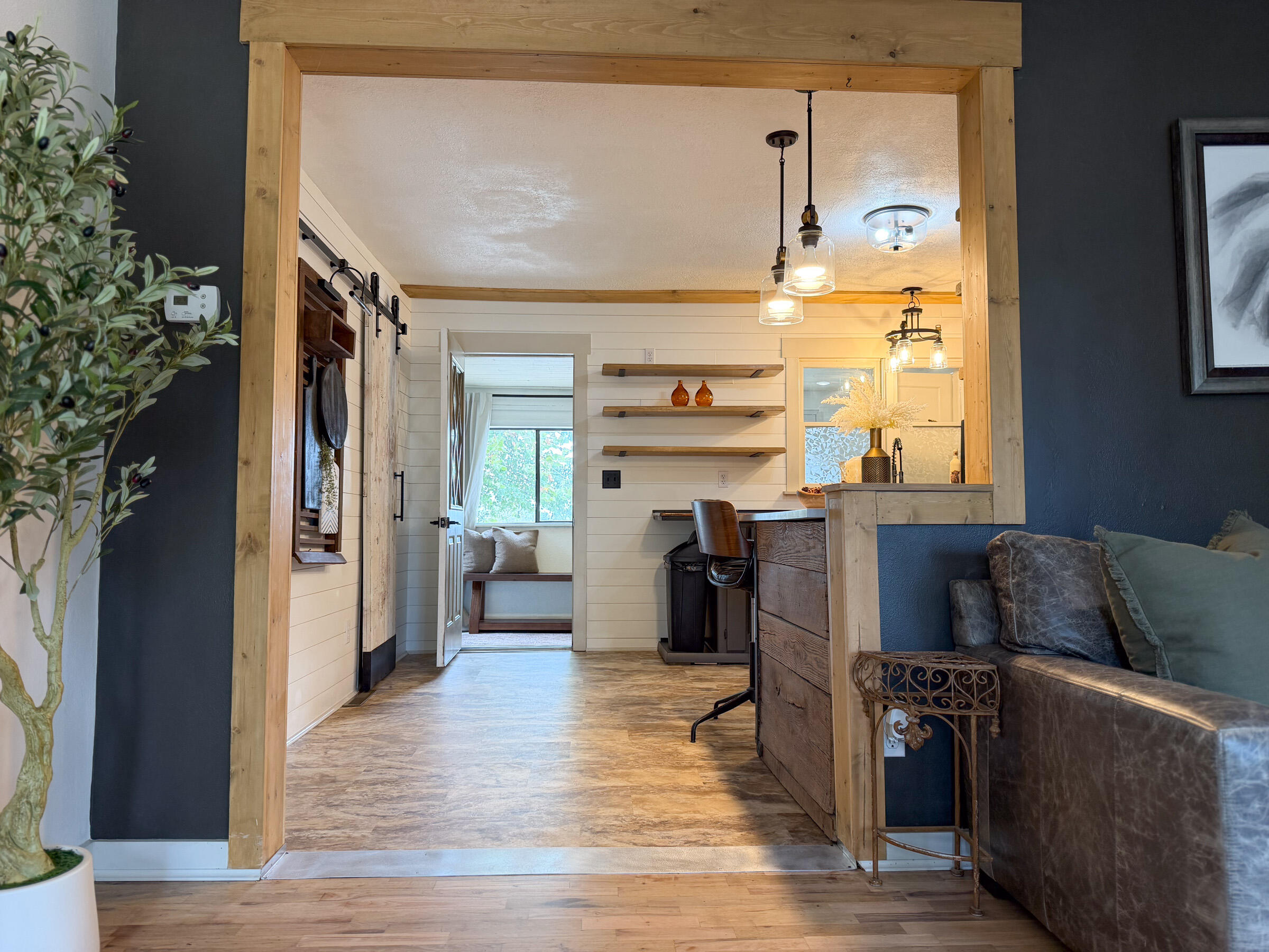1869 Wall Road Mountain Grove, MO 65711 - Photo 12 of 63 Going into Kitchen