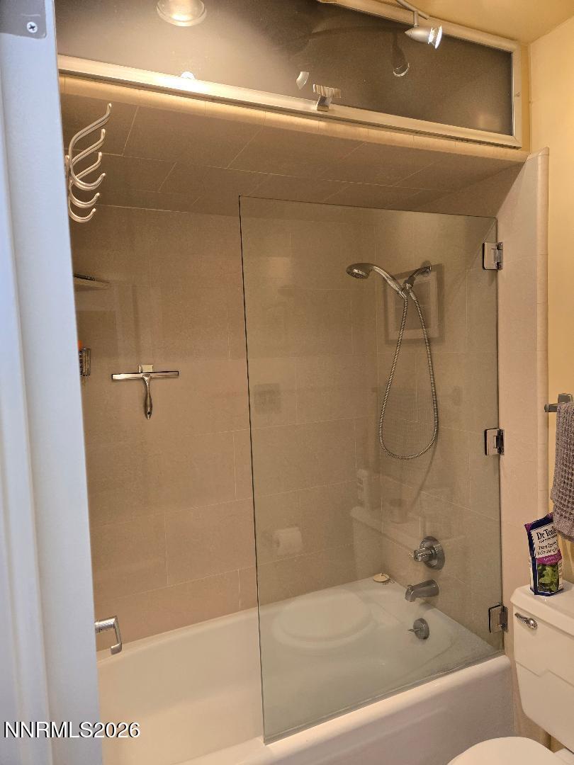 100 North Arlington Avenue, Unit 5B Reno, NV 89501 - Photo 5 of 6 Bath5Btub