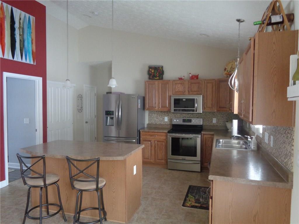 180 Mary Reed Road Baden, PA 15005 - Photo 3 of 24