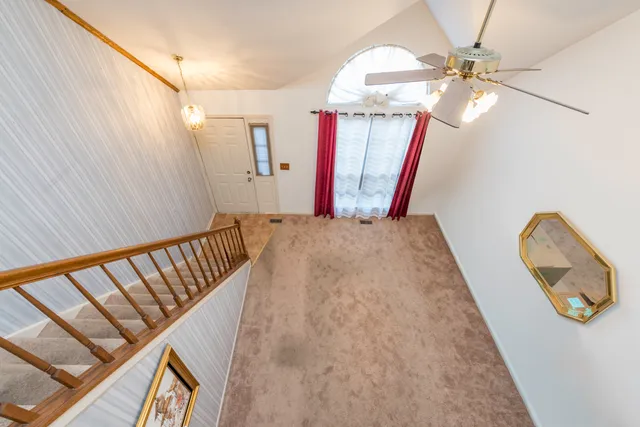 $249,900 | 1834 Arbor Court, Gurnee, IL 60031