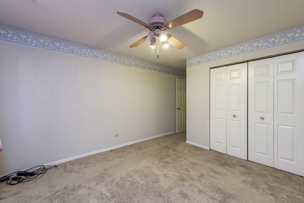 1834 Arbor Court Gurnee, IL 60031 - Photo 15 of 31 a view of an empty room