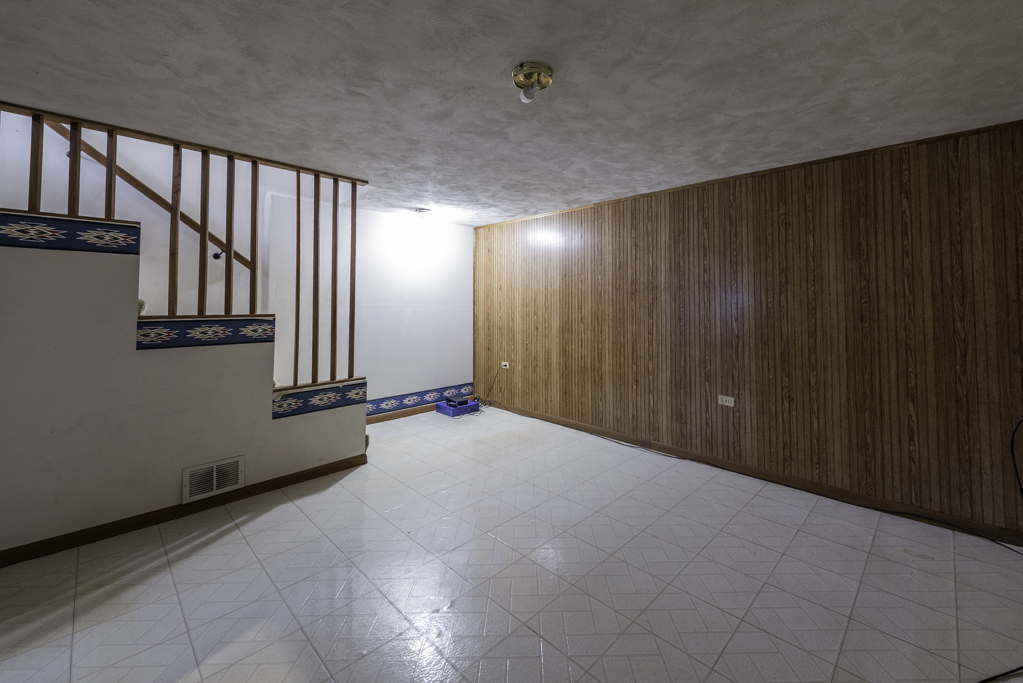 1834 Arbor Court Gurnee, IL 60031 - Photo 21 of 31 a view of an empty room with a window