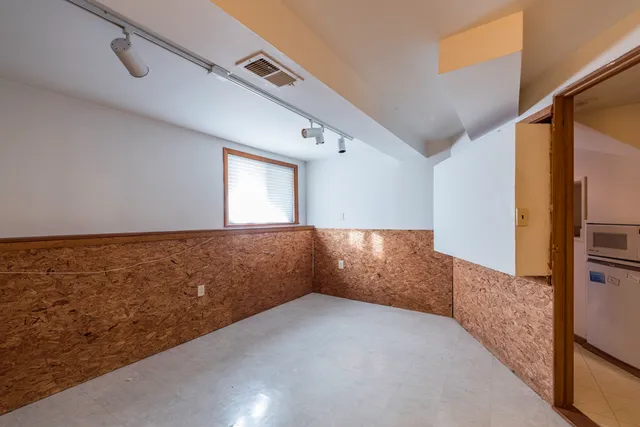 $249,900 | 1834 Arbor Court, Gurnee, IL 60031