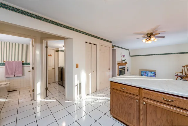 $249,900 | 1834 Arbor Court, Gurnee, IL 60031