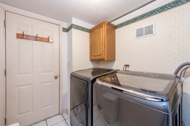 $249,900 | 1834 Arbor Court, Gurnee, IL 60031