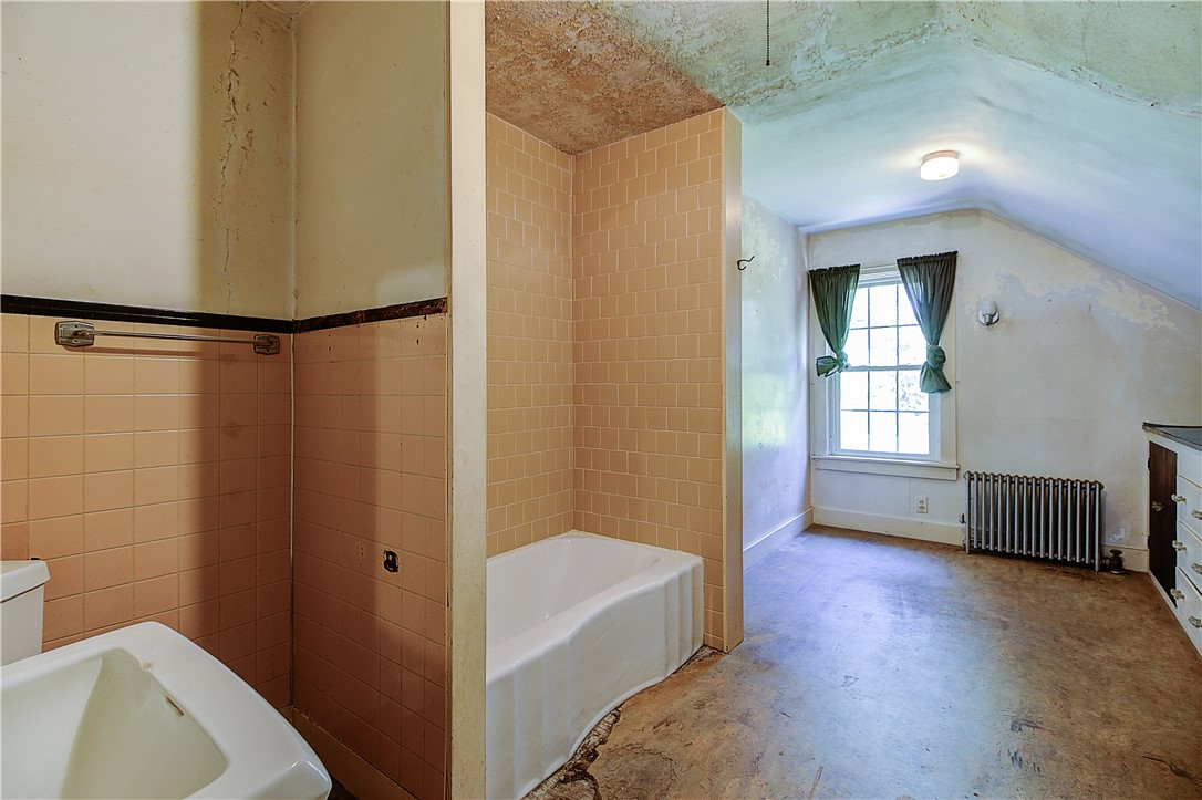 48 Brayton Road Smithfield, RI 02917 - Photo 34 of 47 3d bathroom