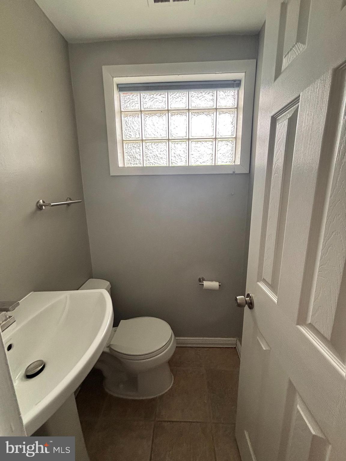 3424 Ramsgate Terrace Alexandria, VA 22309 - Photo 27 of 29 Lower Level Half Bath
