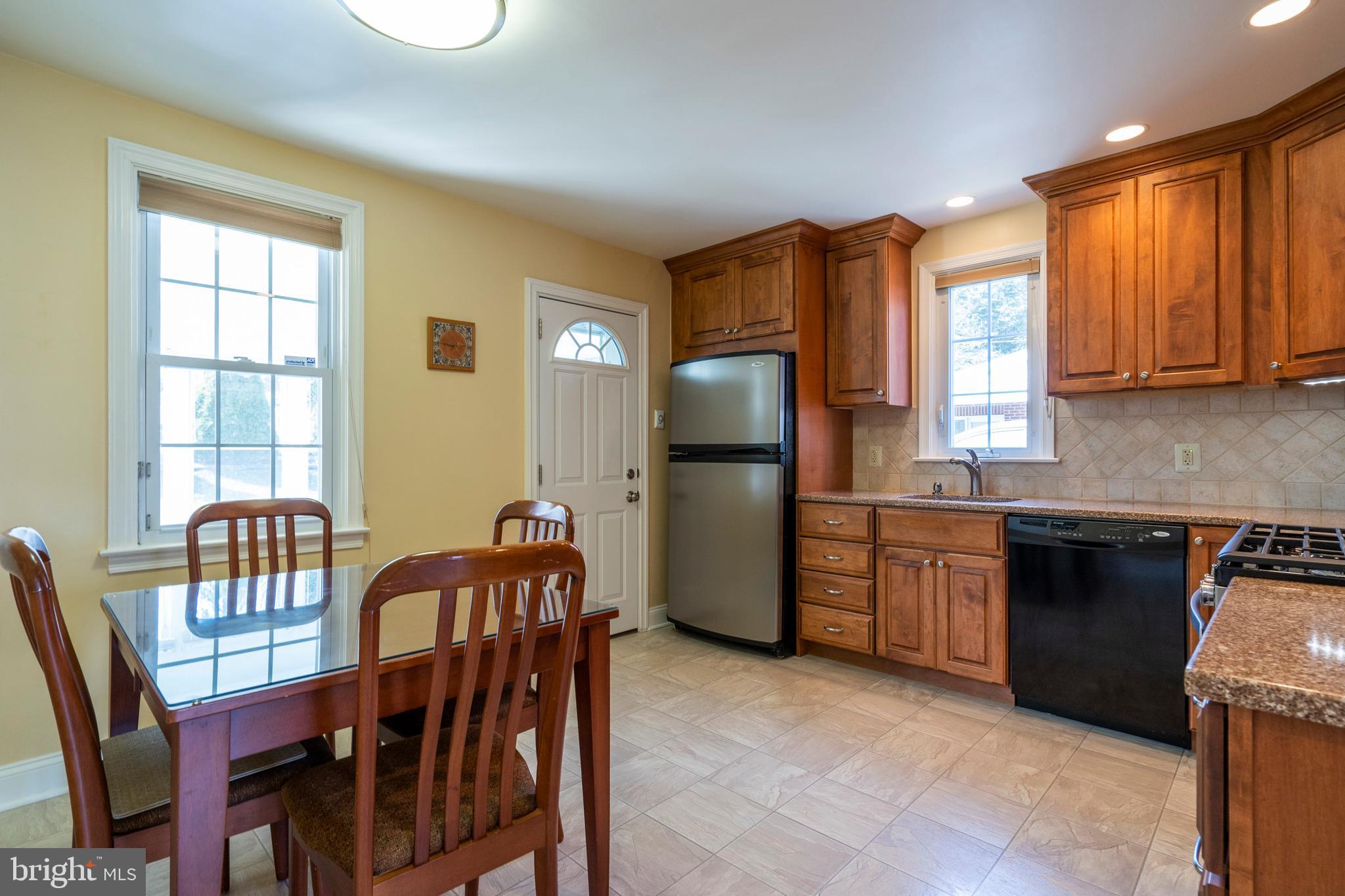 7424 Barclay Road Cheltenham, PA 19012 - Photo 10 of 36 Gallery Image 10