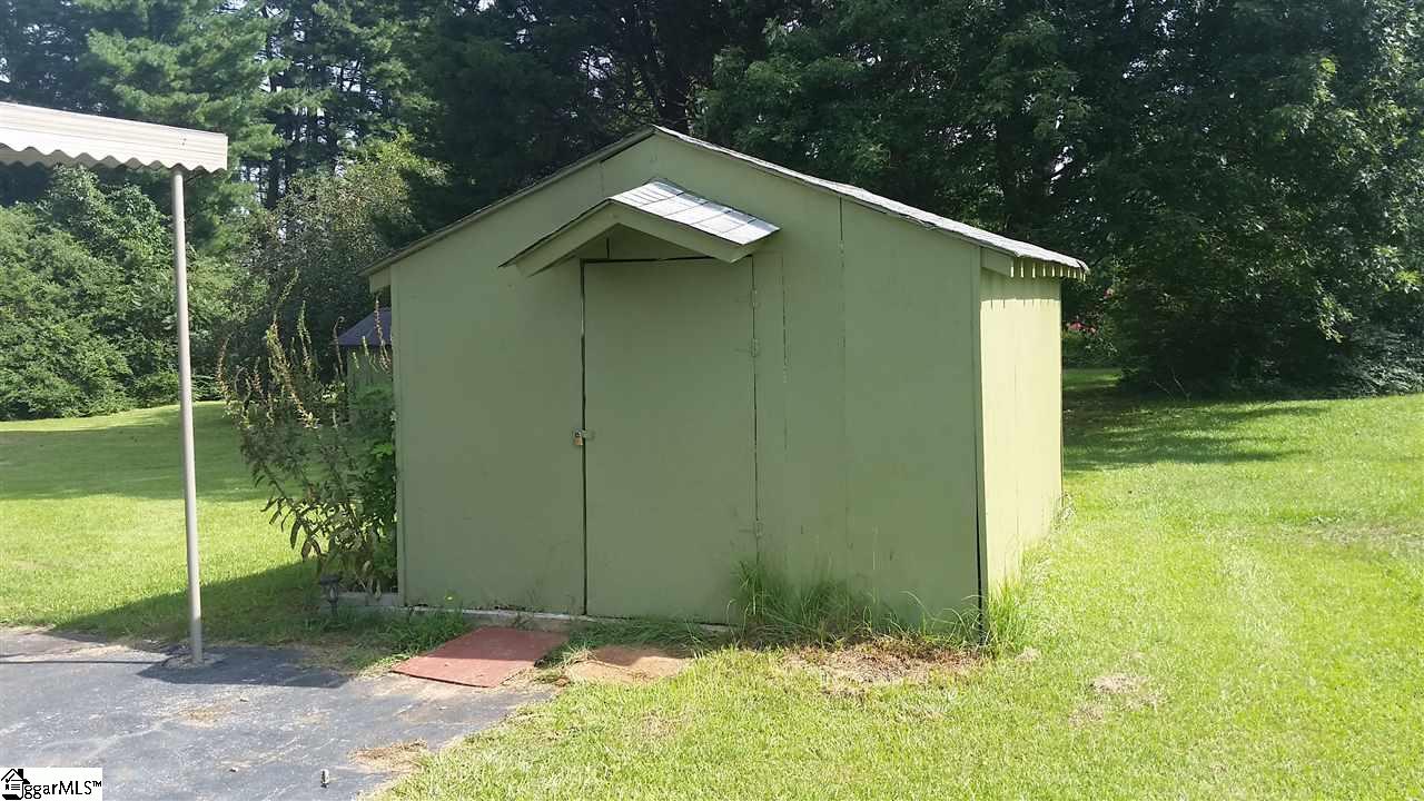 1960 Gap Creek Road Greer, SC 29651 - Photo 11 of 36 Gallery Image 11