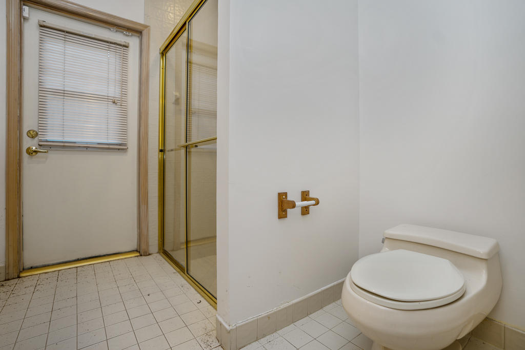 2397 Northwest 64th Street Boca Raton, FL 33496 - Photo 25 of 36 _DSC9493