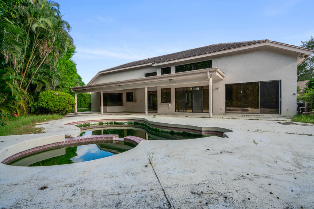 2397 Northwest 64th Street Boca Raton, FL 33496 - Photo 4 of 36 _DSC9339-HDR