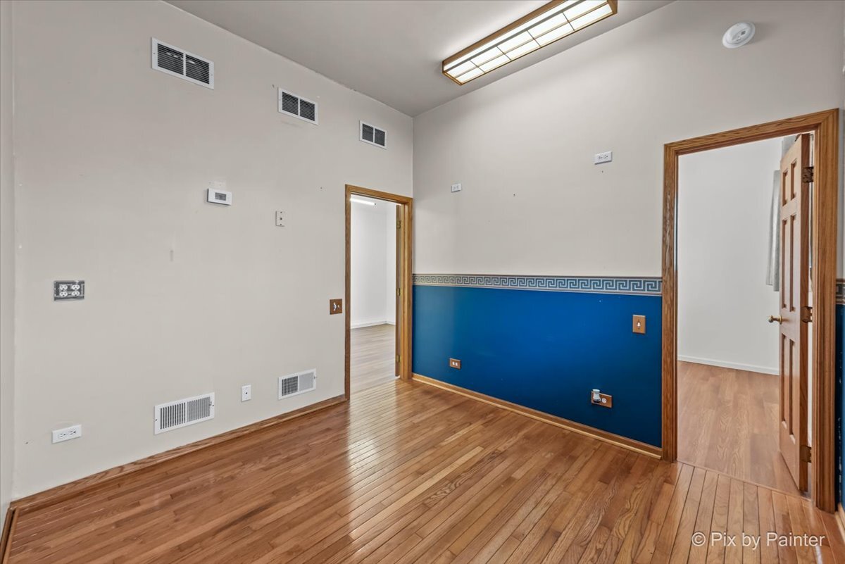 1502 Sawgrass Court Elgin, IL 60123 - Photo 15 of 39
