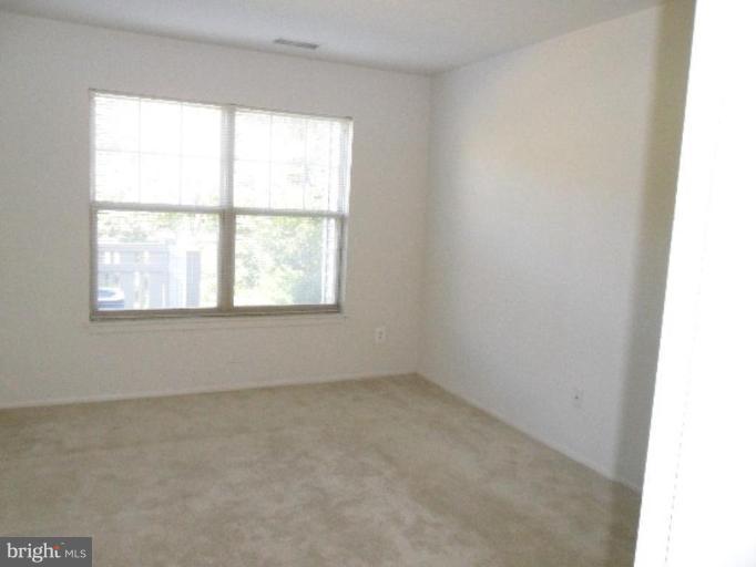 11657 B Chesterfield Court, Unit B Reston, VA 20190 - Photo 2 of 6 Bedroom #1