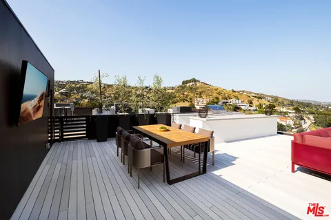 $23,500,000 | 8116 Laurel View Drive, Los Angeles, CA 90069
