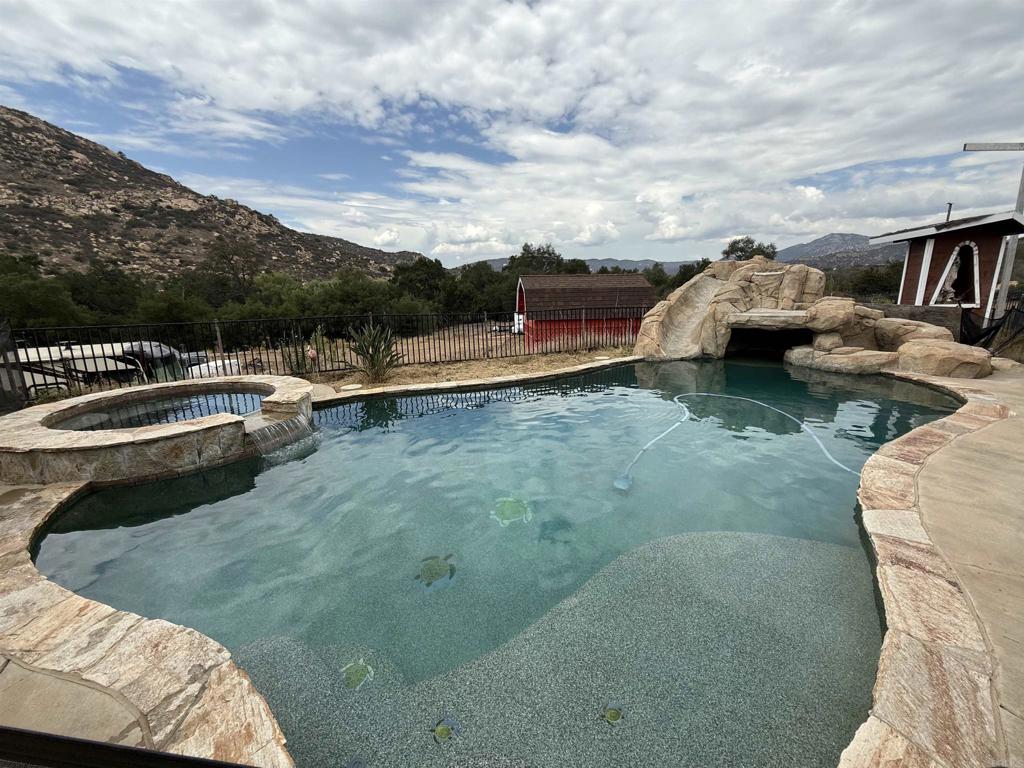 23072 Tombill Road Ramona, CA 92065 - Photo 3 of 30
