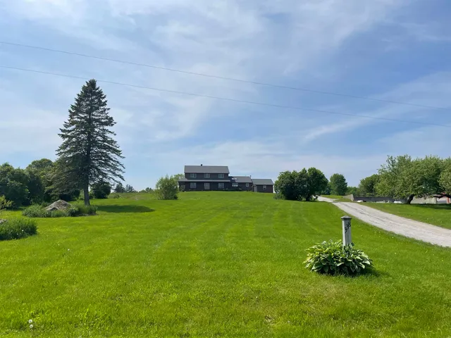 $975,000 | 338 Johnson Road, Marshfield, VT 05658